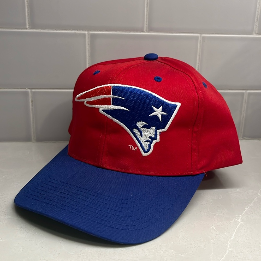 Vintage New England Patriots snapback hat. 1990s/Drew Bledsoe era.